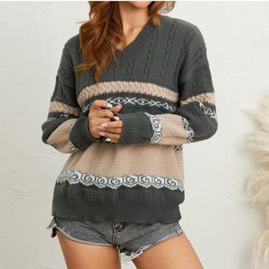Fenvereka Women’s Stripe Patchwork V-Neck Long Sleeve Knitted Sweater